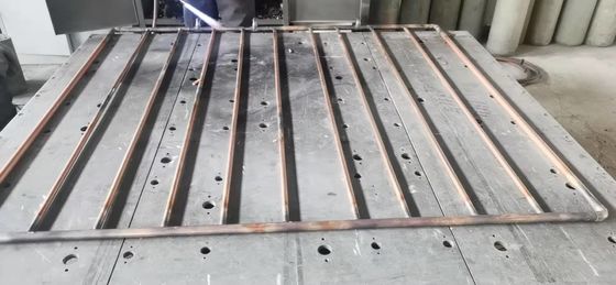 Progettazione e costruzione di stampi EPS per prodotti a schiuma inseriti ventilazione di raffreddamento e agenti di rilascio