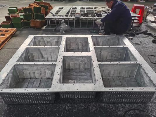 Progettazione e costruzione di stampi EPS per prodotti a schiuma inseriti ventilazione di raffreddamento e agenti di rilascio