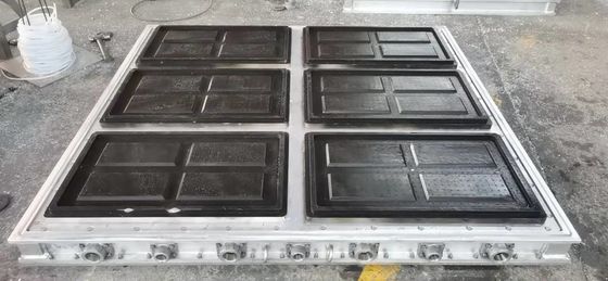 Inserti intercambiabili per la fabbricazione di diversi prodotti in schiuma in stampi EPS